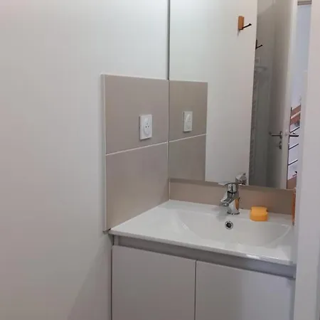 Maison Neuve 2024, Confortable Et Décorée Avec Goût, Proche Et Forêt, Wifi Gratuit - Fr-1-323-531 Hébergement de vacances